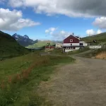 Lofoten Hiking * Bostad